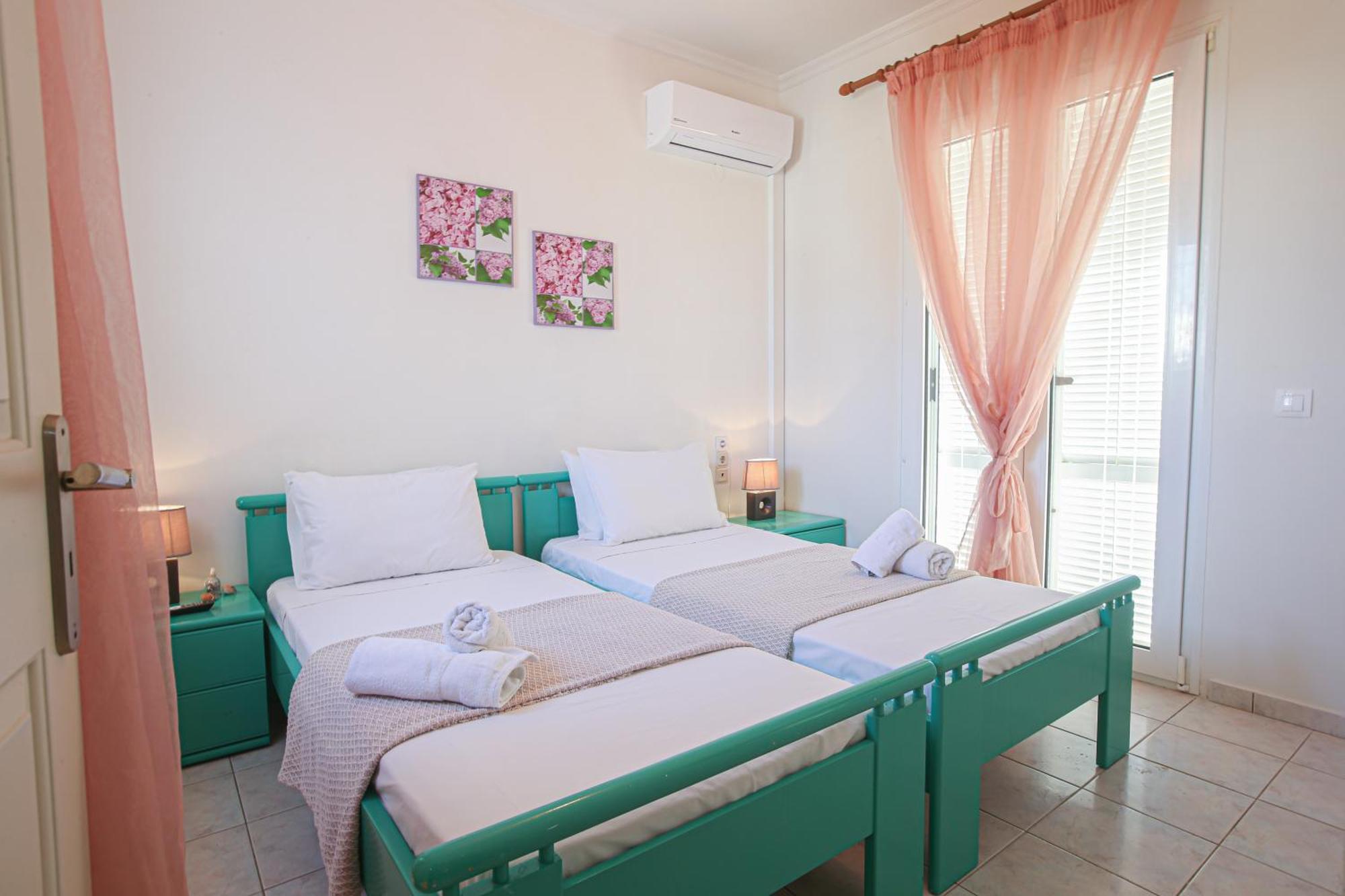 S&C Kosmos Beach Resort 罗达 外观 照片