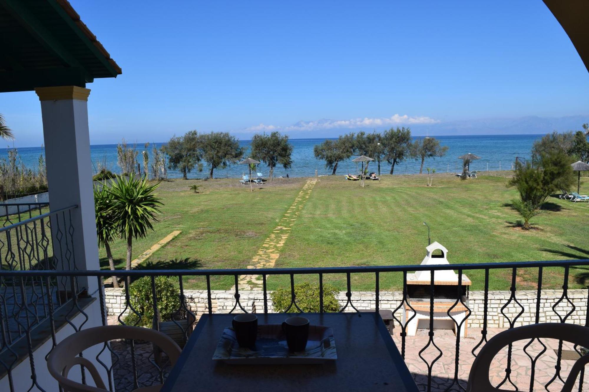 S&C Kosmos Beach Resort 罗达 外观 照片