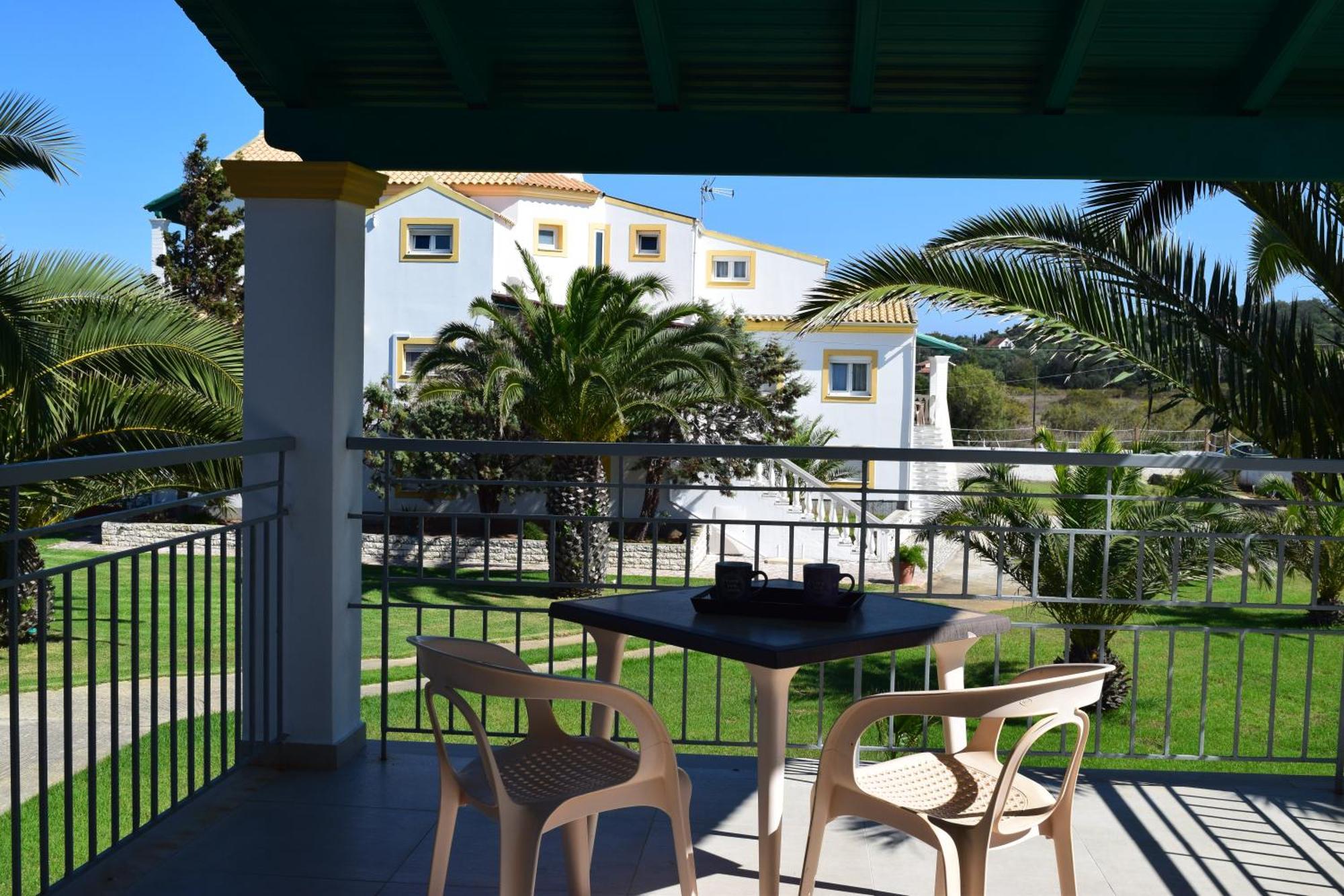 S&C Kosmos Beach Resort 罗达 外观 照片